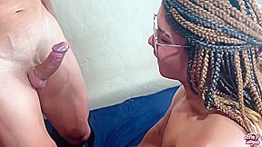 Carmona E Liu Me Pegaram Bem Gostoso Socando No Pelo Ate Arrombar Meu Cuzinho Depois Mamei Eles Ate A Ultima Gota De Leitinho 6 Min